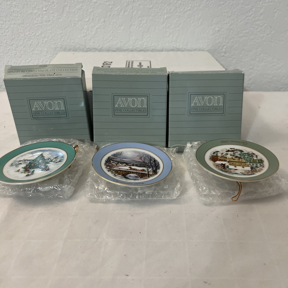 1989 Avon Christmas Mini Plate Ornaments Box Lot Of 3 1978, 1970, 1980 Vintage - Picture 1 of 8